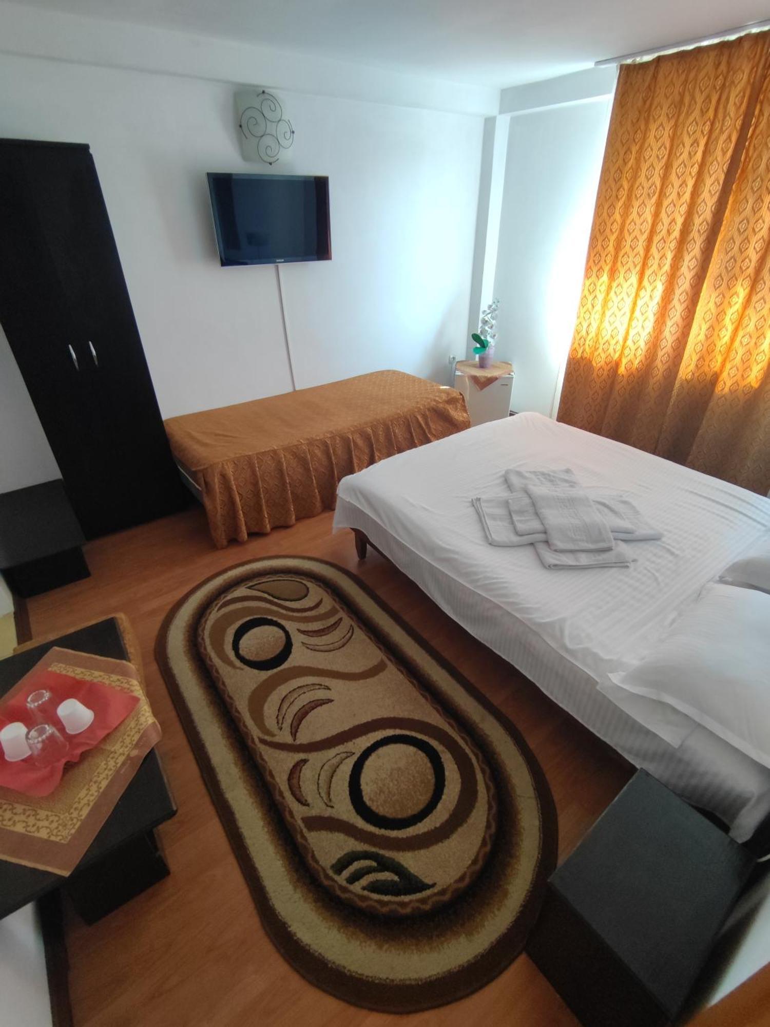 Camere De Inchiriat Edelweiss Dumbrava Roşie Eksteriør bilde