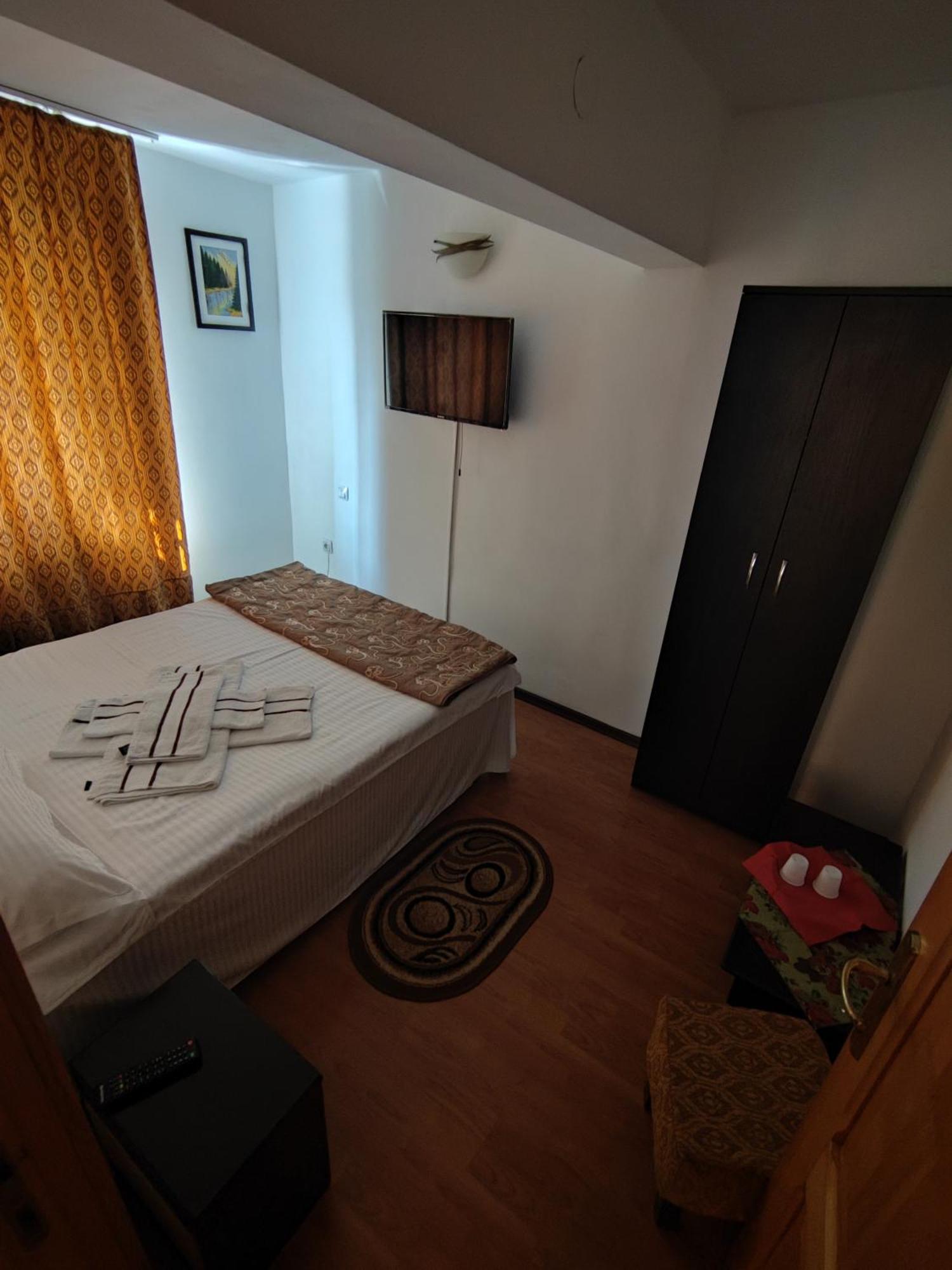 Camere De Inchiriat Edelweiss Dumbrava Roşie Eksteriør bilde